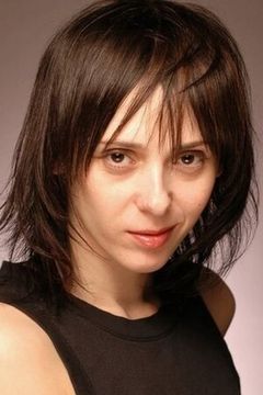 Chantal Ughi interpreta Herself