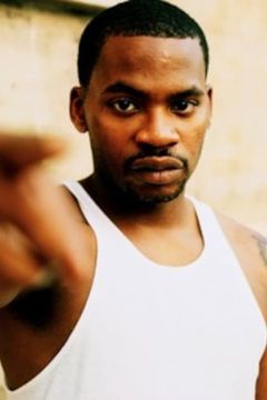 Obie Trice interpreta Second Parking Lot Rapper