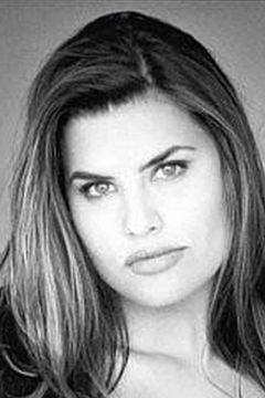 Christy Taylor interpreta Siren