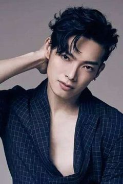Calvin Chen interpreta Leerie