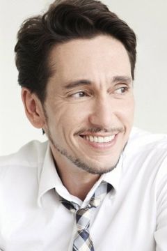 Flávio Baiocchi interpreta Rui
