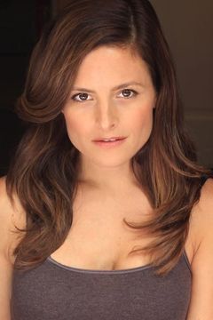Brooke Marie Procida interpreta Student (uncredited)