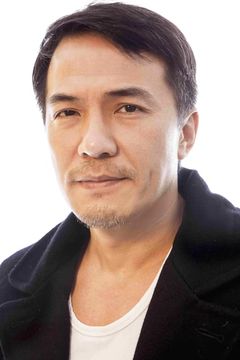 Leon Dai interpreta The Magician
