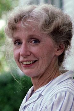 Anne Haney interpreta Margaret Williams