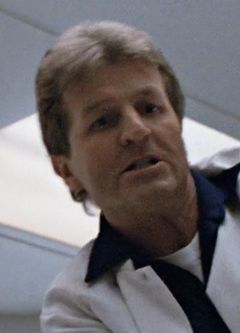 Blain Fairman interpreta Doctor