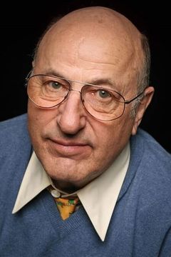 Manfred Krug interpreta Paul Stoever