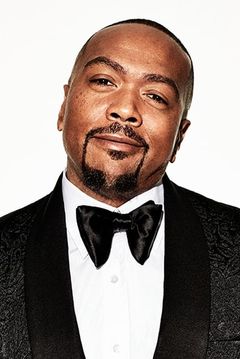 Timbaland interpreta Self