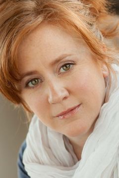 Kerry Flanagan interpreta CT Scan Nurse