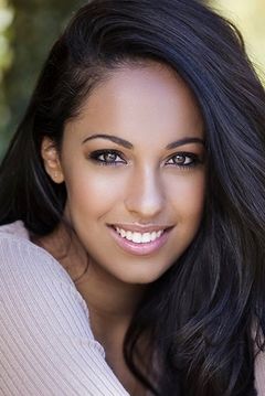Yasmin Kassim interpreta Kate