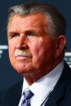 Mike Ditka interpreta Mike Ditka