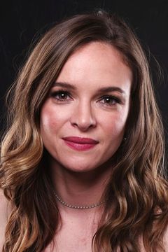 Danielle Panabaker interpreta Caitlin Snow / Killer Frost / Frost
