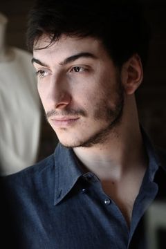 Armando Quaranta interpreta Yuri Gallo