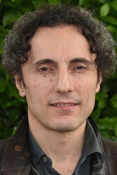 Valerio Aprea interpreta Mattia Argeri