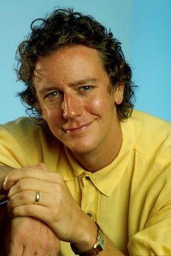 Judge Reinhold interpreta Neil Miller