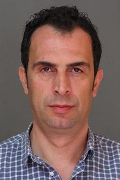 Romir Zalla interpreta Supervisor