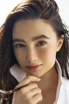 Marina Mazepa interpreta Lisa Trevor