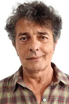 Evaristo Calvo interpreta Teniente Guardia Civil
