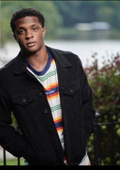 C.J. Sanders interpreta Young Ray Robinson