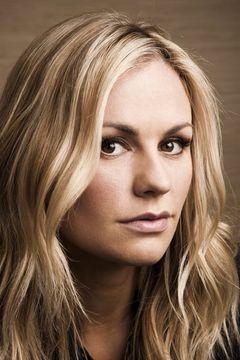 Anna Paquin interpreta Flora McGrath