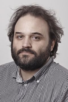 Walter Jakob interpreta Juez