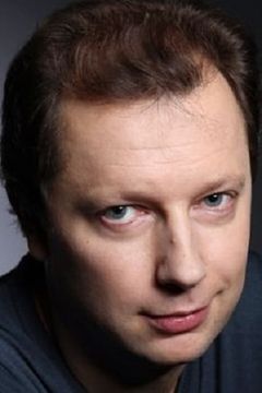 Oleg Grisevich interpreta volunteer