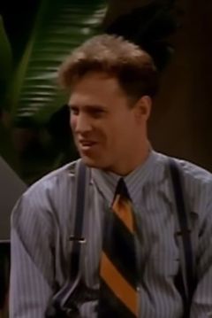 Daniel Bardol interpreta Jake