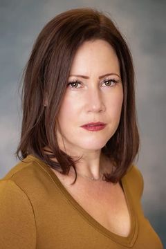 Stephanie Swift interpreta Neighbor at Shower (uncredited)