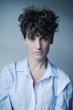 Julie Schotsmans interpreta Anne-Charlotte