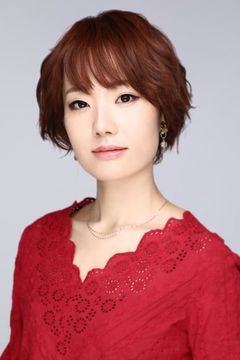 Umeka Shouji interpreta Adam (Child)