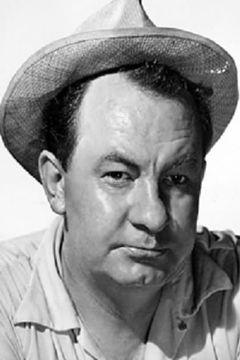 Leo McKern interpreta Insp. Curry