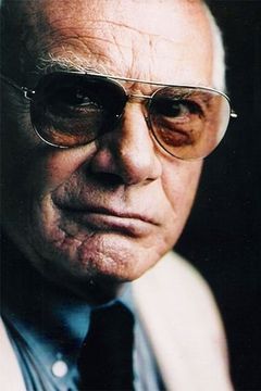 Francesco Rosi interpreta Himself (uncredited)