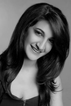 Ida Saki interpreta Electra