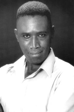 Karara Muhoro interpreta Nigerian Vendor