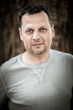 Gerhard Wittmann interpreta Bürgermeister Ludwig Wenzel