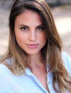 Hannah Jelinovic interpreta Beautiful Girl #3