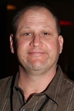 John Putch interpreta Blackhawk Co-Pilot