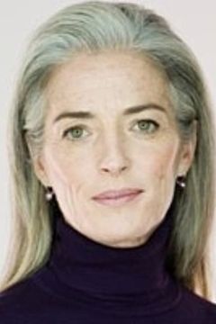 Francesca McGill interpreta Adult Christine