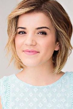 Brittany Raymond interpreta Riley