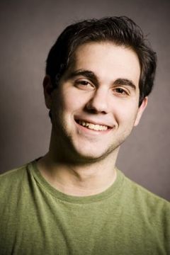 Michael B. Chait interpreta Straight-Laced Kid