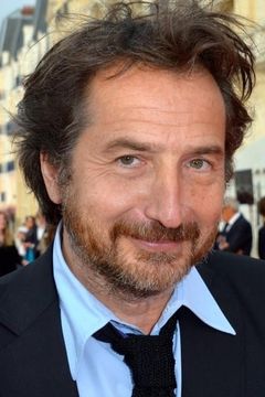 Edouard Baer interpreta Otis