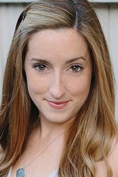 Leigha Hancock interpreta Yulia Karasov