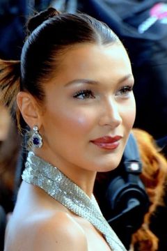 Bella Hadid interpreta Ruby