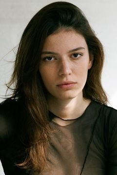 Lia Elalouf interpreta Eden