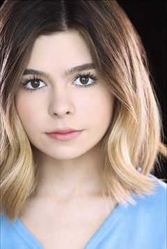 Addison Riecke interpreta Marie