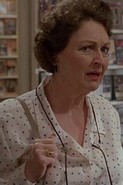 Patsy Grady Abrams interpreta Mrs. Jenson