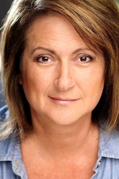 Kenda Henthorn interpreta Neighbor (uncredited)