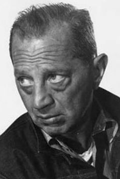 Jay Adler interpreta Hank (uncredited)