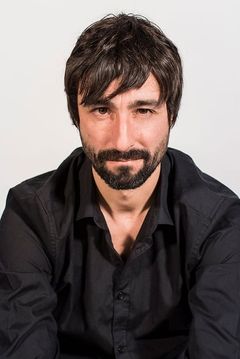 Mikel Losada interpreta Martín Puente