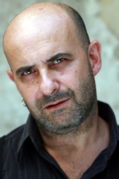 Sergio Longobardi interpreta Gargiulo