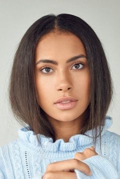 Bronte Lavine interpreta Competitor